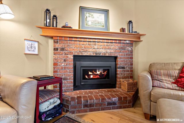 18932 Mountain Point Drive, Eagle River, AK 99577