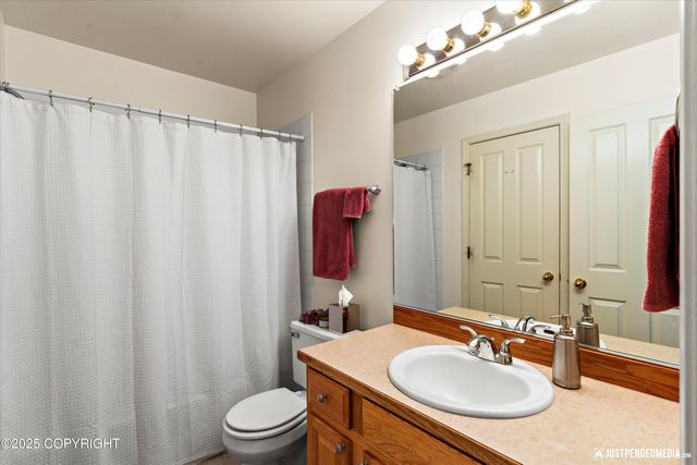 18932 Mountain Point Drive, Eagle River, AK 99577