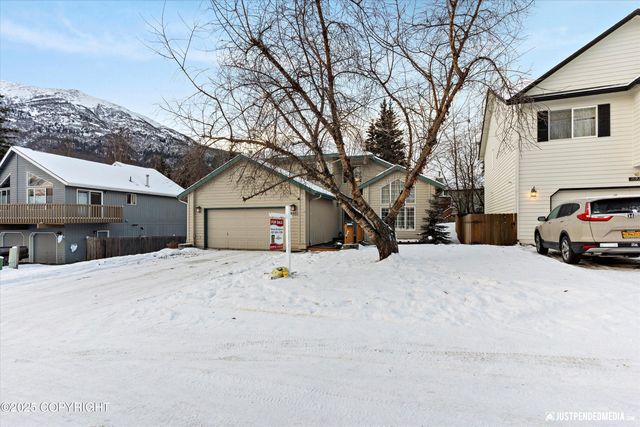 18932 Mountain Point Drive, Eagle River, AK 99577