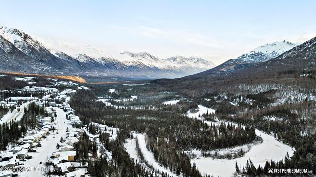 18932 Mountain Point Drive, Eagle River, AK 99577
