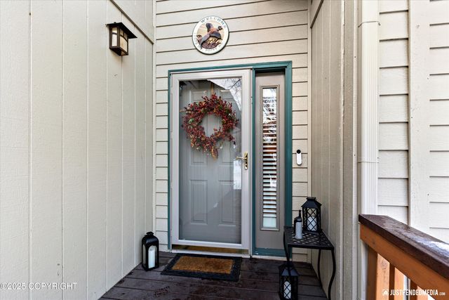 18932 Mountain Point Drive, Eagle River, AK 99577