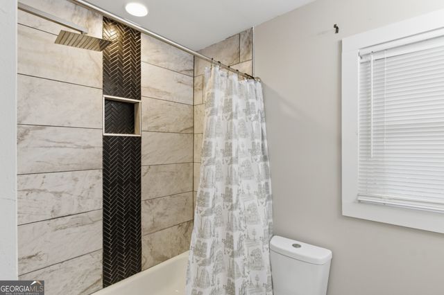 5948 James Road, Austell, GA 30168