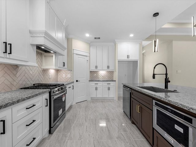 1197 Road 660, Dayton, TX 77535