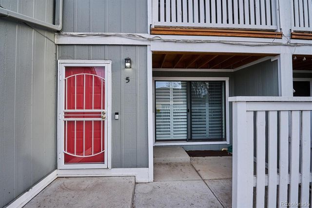 1180 S Monaco Parkway 5, Denver, CO 80224