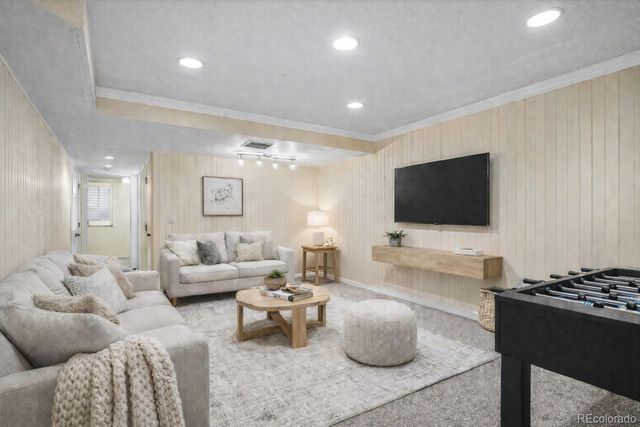 1180 S Monaco Parkway 5, Denver, CO 80224