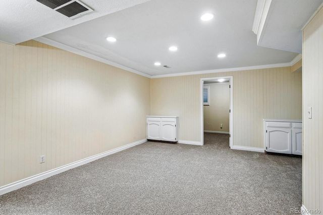 1180 S Monaco Parkway 5, Denver, CO 80224