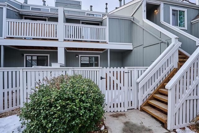 1180 S Monaco Parkway 5, Denver, CO 80224