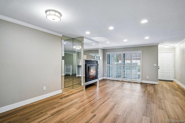 1180 S Monaco Parkway 5, Denver, CO 80224