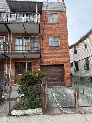 41-38 74, Elmhurst, NY 11373