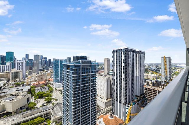 159 NE 6th St 3610, Miami, FL 33132