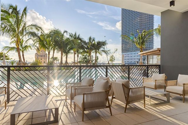 159 NE 6th St 3610, Miami, FL 33132