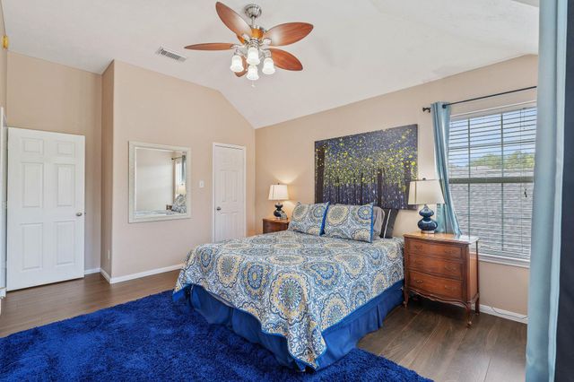 954 Firthwood Drive, Conroe, TX 77301