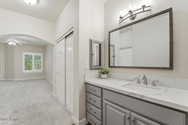 9600 N 96TH Street 212, Scottsdale, AZ 85258