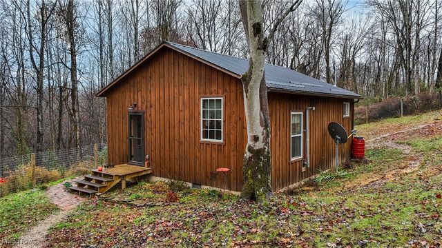 169 Kinderhook Ridge Road, Newport, OH 45768