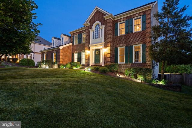 12923 CHAMPLAIN DR, Manassas, VA 20112