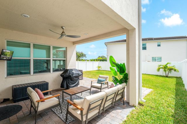 3970 Pelicano Way, Deerfield Beach, FL 33064