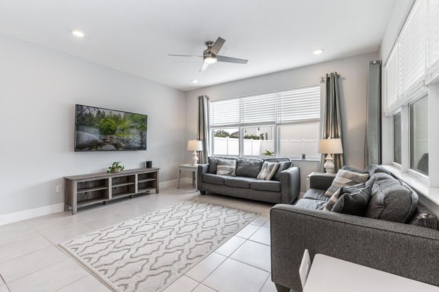 3970 Pelicano Way, Deerfield Beach, FL 33064
