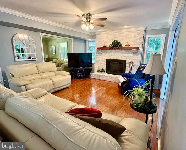 6845 BAYBERRY XING, Owings, MD 20736