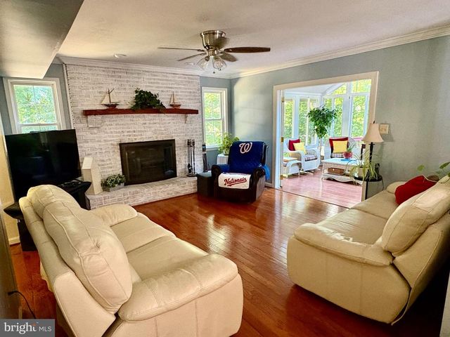6845 BAYBERRY XING, Owings, MD 20736