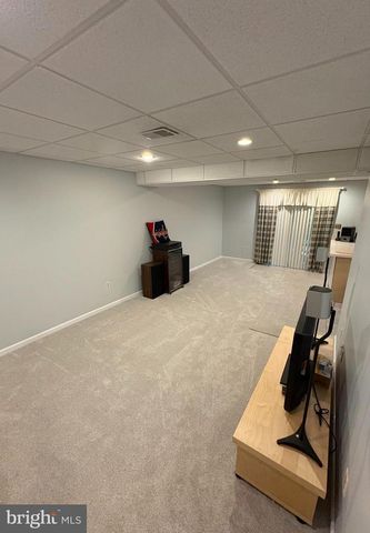 6845 BAYBERRY XING, Owings, MD 20736
