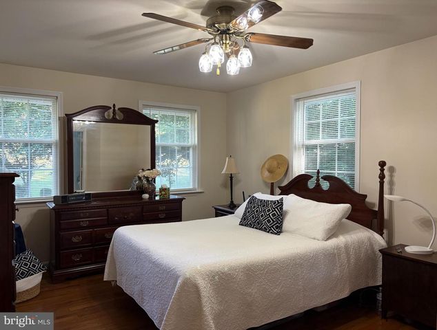 6845 BAYBERRY XING, Owings, MD 20736