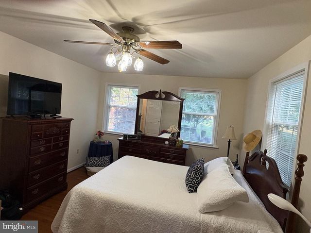 6845 BAYBERRY XING, Owings, MD 20736