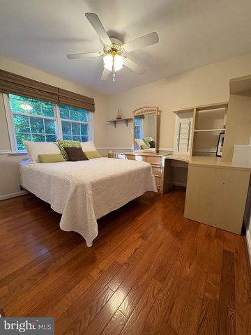 6845 BAYBERRY XING, Owings, MD 20736