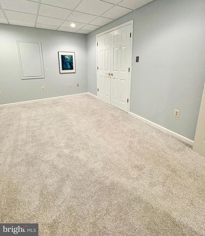 6845 BAYBERRY XING, Owings, MD 20736