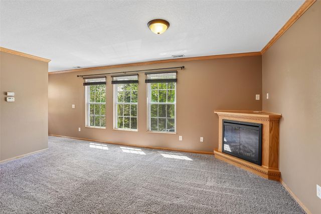 8302 Westown Parkway 3106, West Des Moines, IA 50266