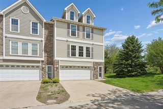 8302 Westown Parkway 3106, West Des Moines, IA 50266