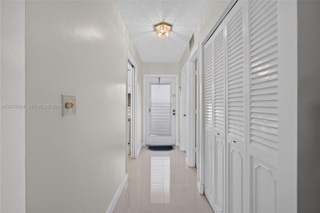 8900 Washington Boulevard 409, Pembroke Pines, FL 33025