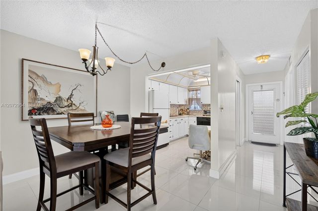 8900 Washington Boulevard 409, Pembroke Pines, FL 33025