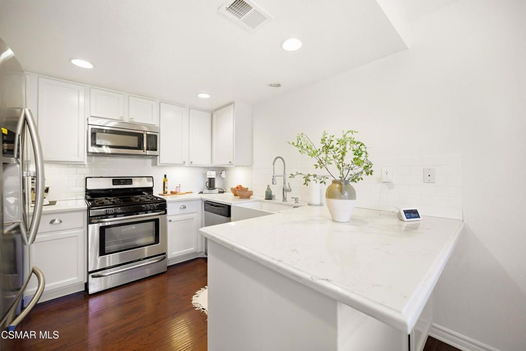 611 Calle Seguro, Oak Park, CA 91377 — photo 4