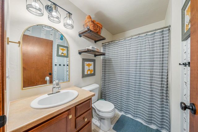 2315 MEADOW FLOWER COURT, Neenah, WI 54956