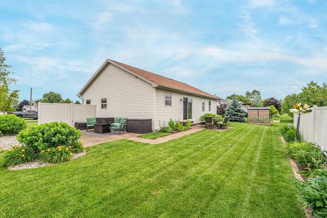 2315 MEADOW FLOWER COURT, Neenah, WI 54956