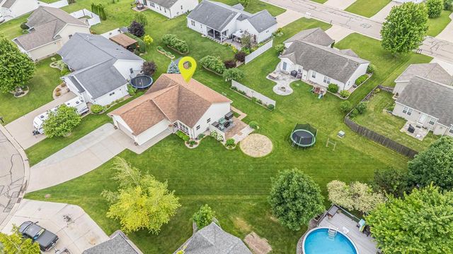 2315 MEADOW FLOWER COURT, Neenah, WI 54956