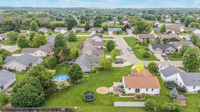 2315 MEADOW FLOWER COURT, Neenah, WI 54956