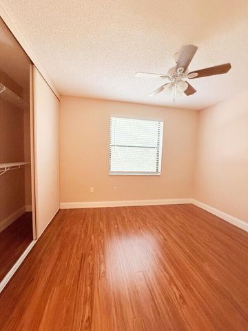 4300 NW 30th Street 343, Coconut Creek, FL 33066
