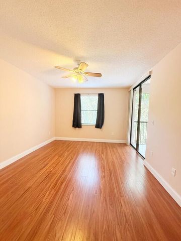 4300 NW 30th Street 343, Coconut Creek, FL 33066