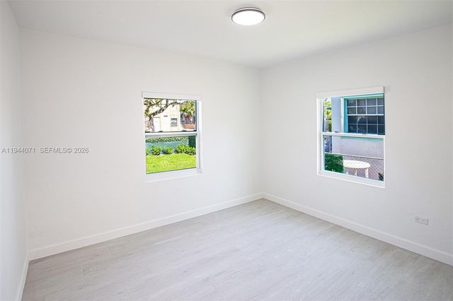 2620 SW 9th St, Miami, FL 33135