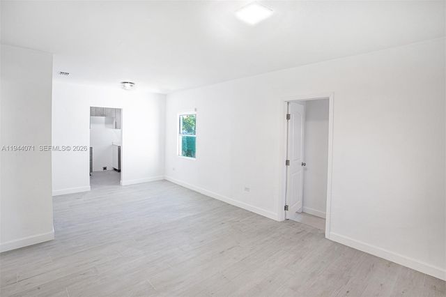 2620 SW 9th St, Miami, FL 33135