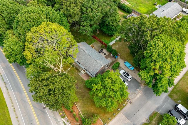 579 E Falmouth Highway, East Falmouth, MA 02536