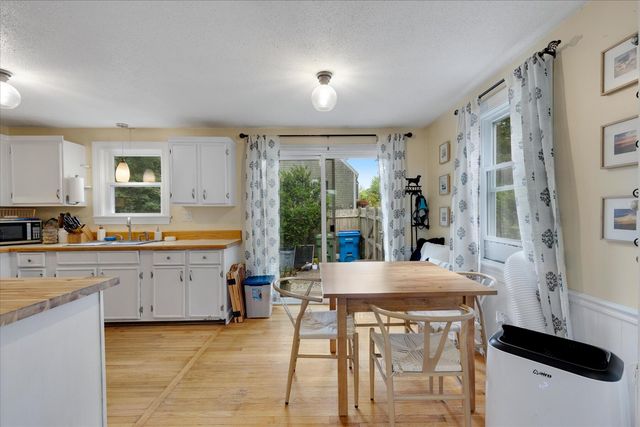 579 E Falmouth Highway, East Falmouth, MA 02536