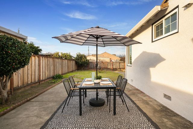 571 Pomona St, San Lorenzo, CA 94580