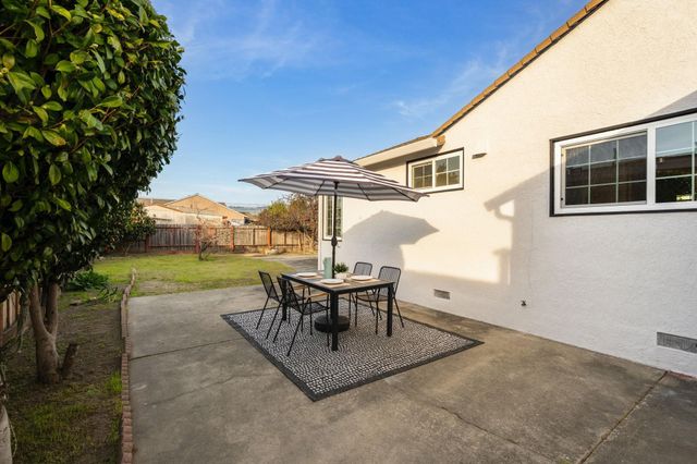 571 Pomona St, San Lorenzo, CA 94580