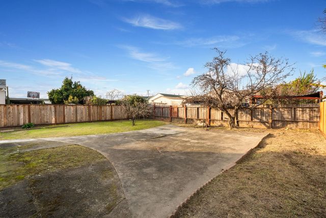 571 Pomona St, San Lorenzo, CA 94580