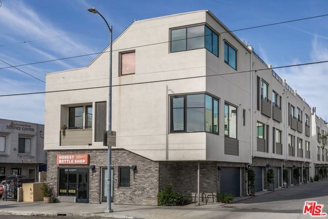 4511 Eagle Rock Boulevard, Los Angeles, CA 90041