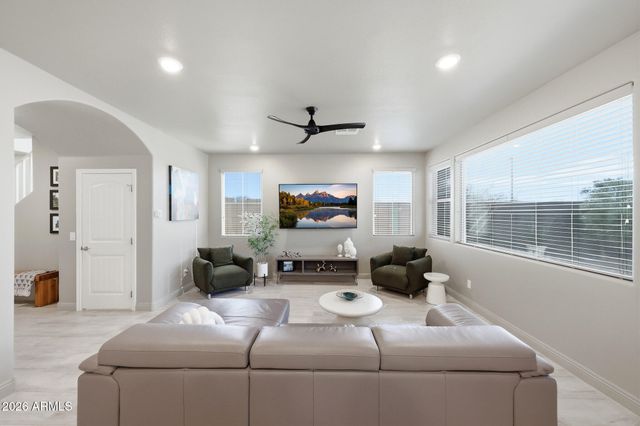 11430 S COPPER Court, Goodyear, AZ 85338