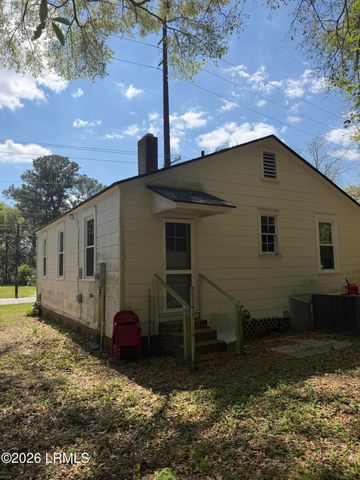 2705 North Street, Beaufort, SC 29902