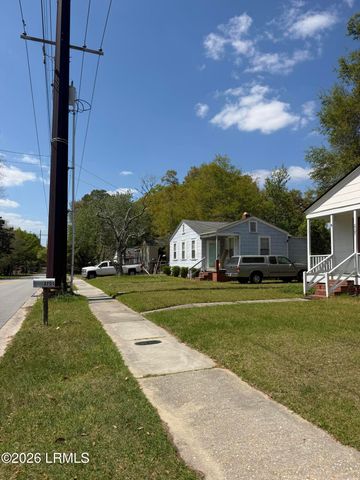 2705 North Street, Beaufort, SC 29902